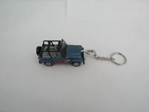 1997 - 2006 JEEP WRANGLER DIECAST MODEL TOY CAR KEYCHAIN KEYRING IN DARK BLUE - Picture 1 of 2