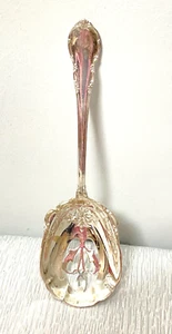 Lunt Modern Victorian Sterling Silver 9-1/4" Large Pierced Ice Serving Spoon - Picture 1 of 12