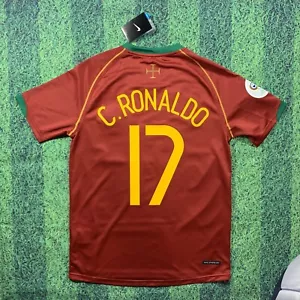 Cristiano Ronaldo Portugal 2006 World Cup Home Jersey - Mens Small - Picture 1 of 11