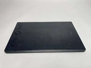 Tavoletta grafica Wacom PTH660 Intuos Pro - solo per ricambi o riparazioni - Foto 1 di 11
