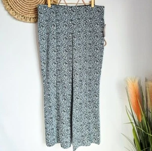 Anthropologie New The Margot Kick Flare Cropped Blue Floral Pants Size Medium - Picture 1 of 11