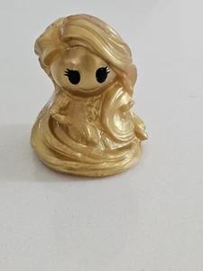 Disney Ooshies Golden Rapunzel * Woolworths Disney 2020 - Picture 1 of 2