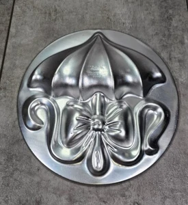 Vintage Wilton 9 inch Umbrella w/ Bow Cake Pan Insert Baby Bridal Shower 1975 - Picture 1 of 5
