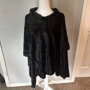 Black Soft Dressy Poncho One Size - Picture 1 of 3