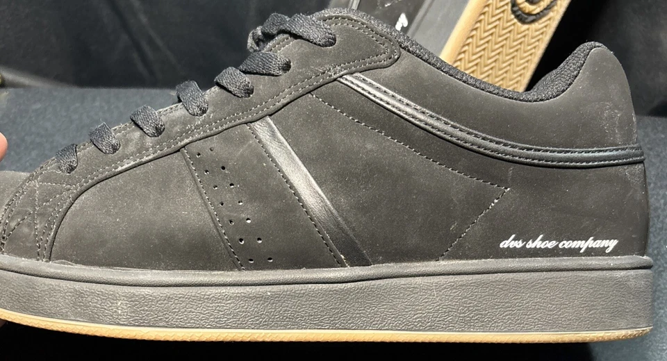 DVS Steve Berra Mens Size 11 Black Suede Skate Shoes Skate Beach Core - Image 1 of 4