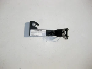 Mercedes-Benz A2115452440 Soporte para cables eléctricos en el acero delantero izquierdo... - Imagen 1 de 4