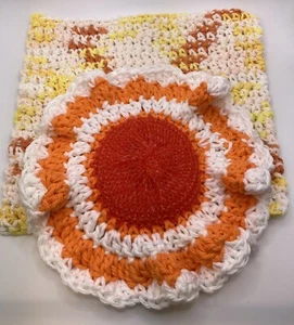 Hand Made Crochet Cotton Dishcloth & Cotton Trimmed Nyon Mesh Scrubby - Picture 1 of 3