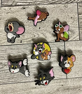 set of 7 Tom and Jerry Cartoon Charms compatible with crocs - Picture 1 of 1
