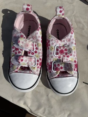 Bordado de lona Converse Chuck Taylor All Star fácil de poner, talla 9 Foto 1 de 4