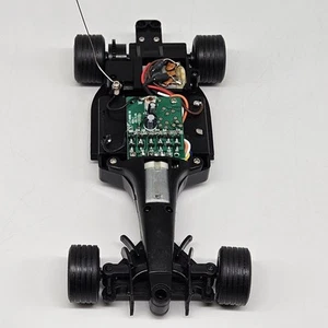 Vintage RC ferngesteuertes Auto Formel 1 Chassis Michelin Reifen wie abgebildet ungetestet - Bild 1 von 7