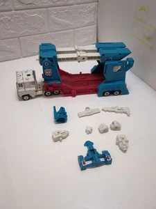 Transformers G1 Ultra Magnus Macau - Picture 1 of 14