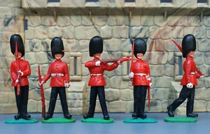 TIMPO SWOPPET 1st SERIES BRITISH GUARDS FULL SET of 5 HAND-PAINTED WEAPONS ETC - Picture 1 of 5