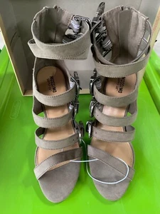 Mossimo Delilah Taupe Women's Heel Size 7 096042780 - Picture 1 of 8