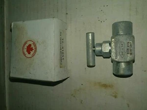  Válvula de aguja de precisión Phoenix P2N6G4F4FCSVD - TH 1/4"FNPT x 1/4"FNPT, CADA UNA - Imagen 1 de 2