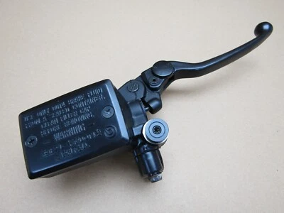 Yamaha XSR 900 ABS 2018 8.694 millas freno delantero cilindro maestro Brembo (11909) Foto 1 de 4