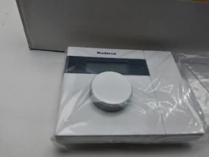BUDERUS RC10 ROOM CONTROLLER NEW - Picture 1 of 9