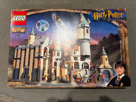 LEGO Harry Potter: Hogwarts Castle (4709) - New - Sealed never opened
