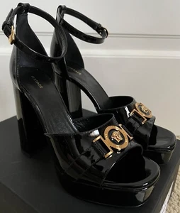 NIB Versace Medusa Gold Logo Coin Black Patent Platform Sandal Pumps 40 10 $1400 - Picture 1 of 22