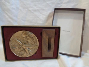 MEDALLIC ART Christopher Colombus Calender Coin Vintage 1992 Bronze Colored - Picture 1 of 4