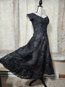 Vestido midi de encaje bordado negro Teri Jon By Rickie Freeman para mujer 6 novia - Imagen 1 de 24