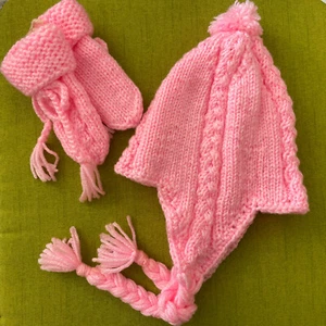 Handmade Knit Crochet Hat and Mittens Girls Pink 18-24 Months One Of A Kind - Picture 1 of 3