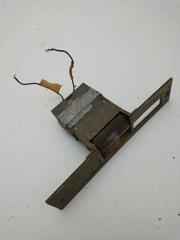 Vintage Electric Electronic Door Latch Locking Brass. For parts or repair. A9 Cover