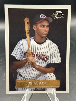 Fleer #210 Derek Jeter 1992 1993 Excel pre-novato Greensboro Hornets radiocontrol Foto 1 de 2