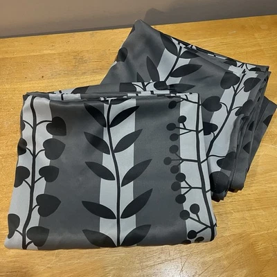 Шторы IKEA GUNNI 2 панели СЕРЫЕ на серых ЛИСТЬЯХ в полоску затемненные 57x98"" - Изображение 1 из 4