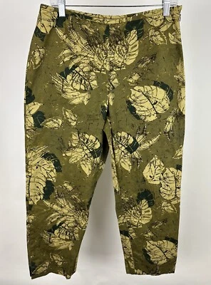 Vintage 90s Olive Green Capri Pants 31x26 ACTUAL Stretch Tropical Botanical Mom - Image 1 of 4