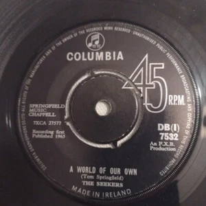 THE SEEKERS - A WORLD OF OUR OWN/SINNER MAN 1965 Vinyl 45rpm Columbia DB(I) 7532 - Picture 1 of 4