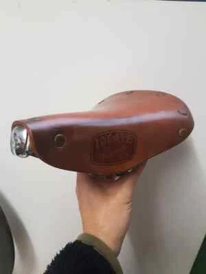 NOS IDEAL 92 ASSENTO SELIM DIAGONAL FEITO NA FRANÇA HERSE CANTOR ROTENS PEUGEOT - Imagem 1 de 4