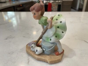 Vintage Lefton Figur Mädchen Wischen Tupfen Kleid Katze - Bild 1 von 4