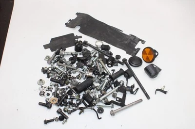 2019 KAWASAKI VULCAN S EN650 ABS PARAFUSOS DE MONTAGEM DE MOTOR FABRICANTE DE EQUIPAMENTO ORIGINAL PARAFUSOS DE MOTOR - Imagem 1 de 4