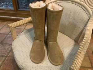 Bearpaw Emma Tall Brown Suede Boots Wm US Size 8 - Picture 1 of 5