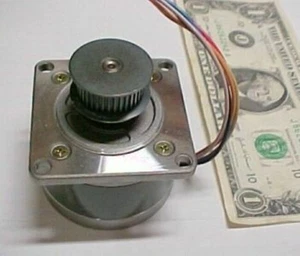 Sanyo 1.1A Stepping Step Motors 1.8 Degree 103-775 With Shaft Pulley NEW Surplus - Picture 1 of 12