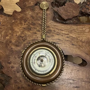 Vintage Rope Hanging Wooden Barometer / Weather Detector - Picture 1 of 10