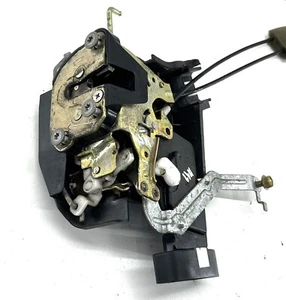 Actuador de bloqueo de pestillo de puerta del lado del conductor delantero izquierdo Toyota Sequoia 2001-2007 OEM - Imagen 1 de 7