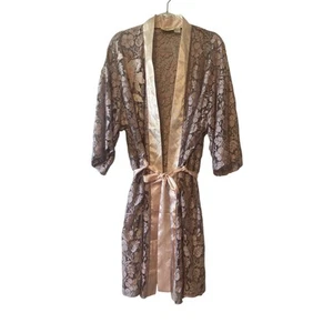 Victoria’s Secret Vintage Pink and Gray Lace With Silk Trim Floral Robe One Size - Picture 1 of 8