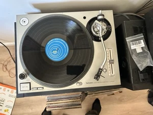 Technics Quartz Direct Drive Turntable SL-1200M3D Working - READ! - Picture 1 of 3