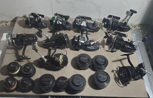 Vintage Mitchell Garcia Spinnrolle Lot x 10 mit 10 zusätzlichen Spulen 300 301 304 308 - Bild 1 von 10