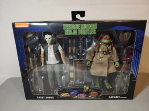 NECA Teenage Mutant Ninja Turtles Casey Jones & Raphael Figuren - Bild 1 von 3