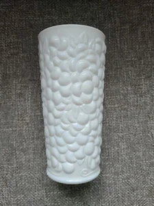 Vintage Milk Glass Grape Leaf Fruit Pebble Design Vase - Indiana Glass-7.5" Tall - Picture 1 of 6
