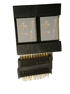 2 x Numeric Display / Segment Anzeige + Buchse 16 x 33 mm - Bild 1 von 3