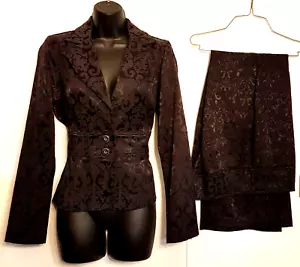 DE COLECCIÓN La Belle Negro Cachemira Brocado PANTALONES TRAJE Botones Frontal CHAQUETA Revestimiento Rojo - Imagen 1 de 9