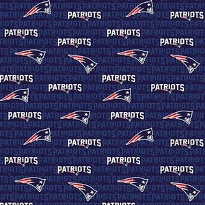 NFL New England Patriots Licensed Cotton Fabric 1/2 Yard 58/60" Wide BTHY - Picture 1 of 1