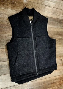 Filson Lined Mackinaw Wool Work Vest Mes Medium Sherpa Charcoal NEW - Picture 1 of 7