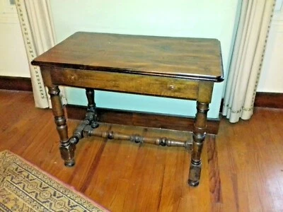 Belle petite Table Bureau merisier bois style directoire - Photo 1/4