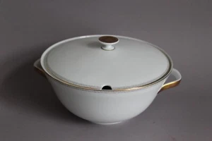Hutschenreuther Selb Favorit Suppen Terrine Schale D 25 cm Goldrand Dekor 8486 - Picture 1 of 6