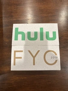 HULU 2019 FYC (7 SPETTACOLI)-CATCH-22,CASTLE ROCK,SHRILL,RAMY,ETC - Foto 1 di 3