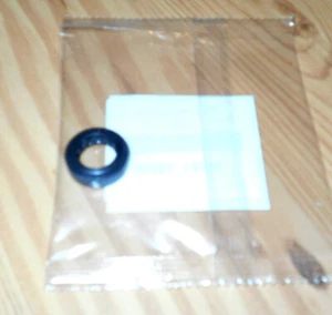 SUZUKI BANDIT 1250, VZR1800, VZ1500, VLR1800, VL1500 ENGINE SHIFT SHAFT OIL SEAL - Bild 1 von 1